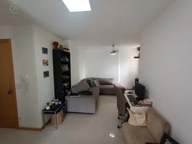 Apartamento com 78m² 2 quartos e 2 banheiros, à venda, no bairro Centro em Londrina