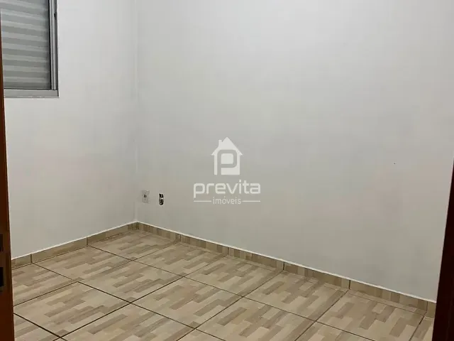 Apartamento 2 quartos e 1 banheiro, à venda, no bairro Jardim Gurilândia em Taubaté
