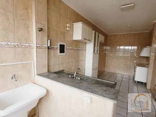 Apartamento com 80m² 3 quartos e 2 banheiros, para alugar, no bairro Centro em Atibaia