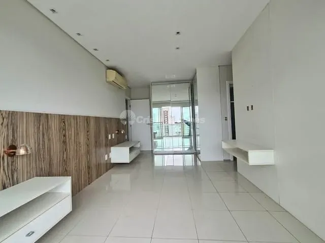 Apartamento 4 quartos e 4 banheiros, à venda, no bairro Jóquei em Teresina