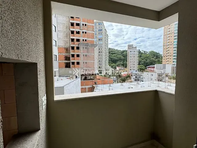 Apartamento 3 quartos e 2 banheiros, à venda, no bairro Morretes em Itapema