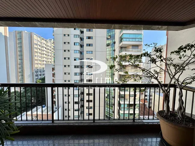 Apartamento com 185m² 4 quartos e 4 banheiros, à venda, no bairro Icaraí em Niterói