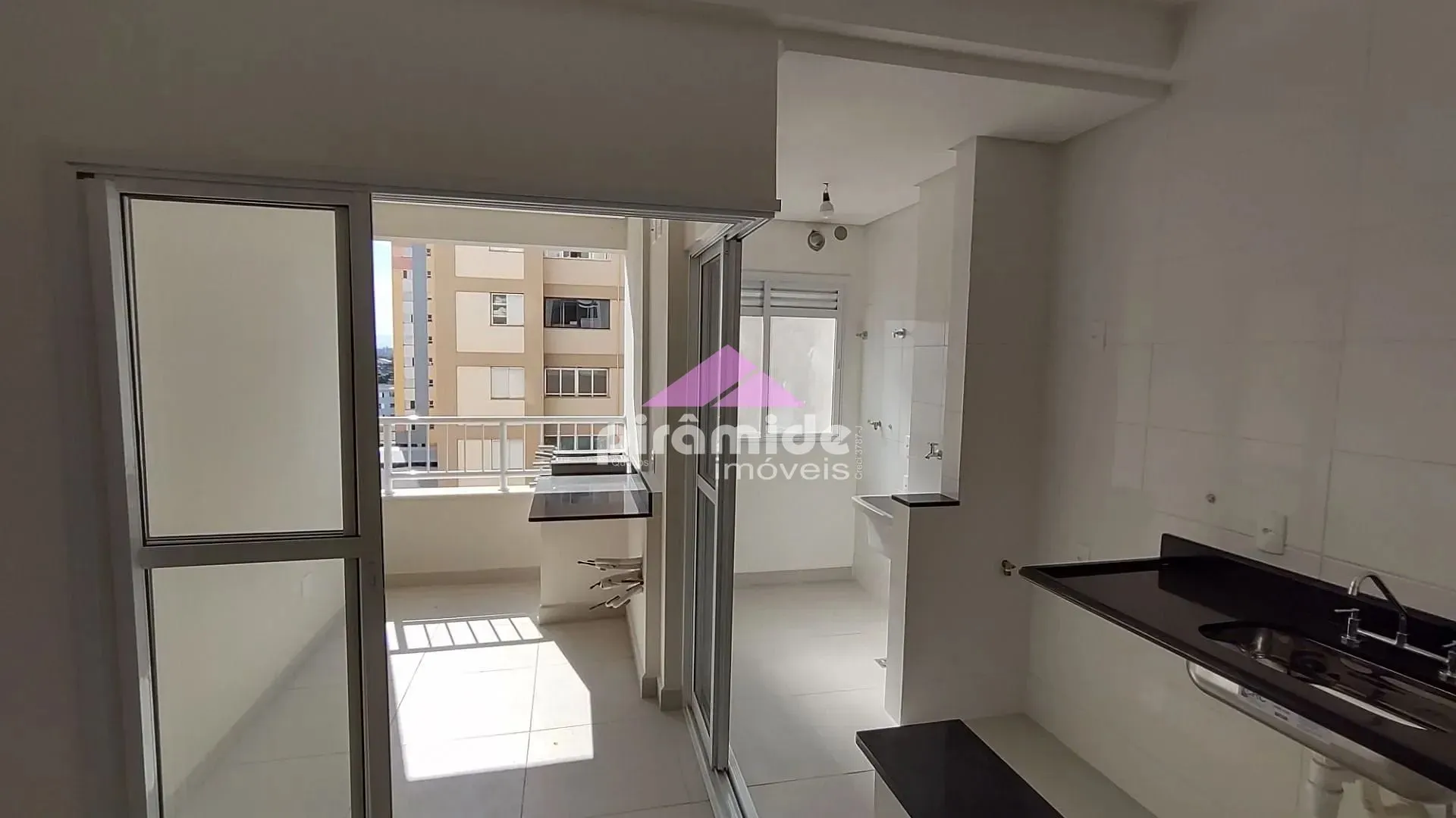 Apartamento, 2 quartos, 63 m² - Foto 2