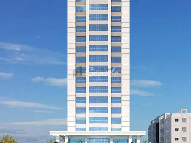 Apartamento com 155m² 3 quartos e 4 banheiros, à venda, no bairro Centro em Arapongas