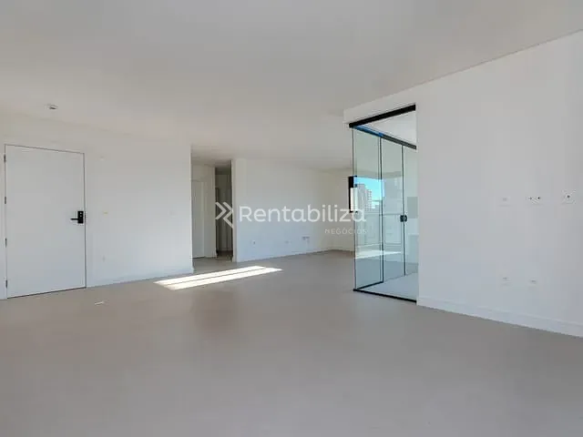 Apartamento 3 quartos e 4 banheiros, à venda, no bairro Meia Praia em Itapema