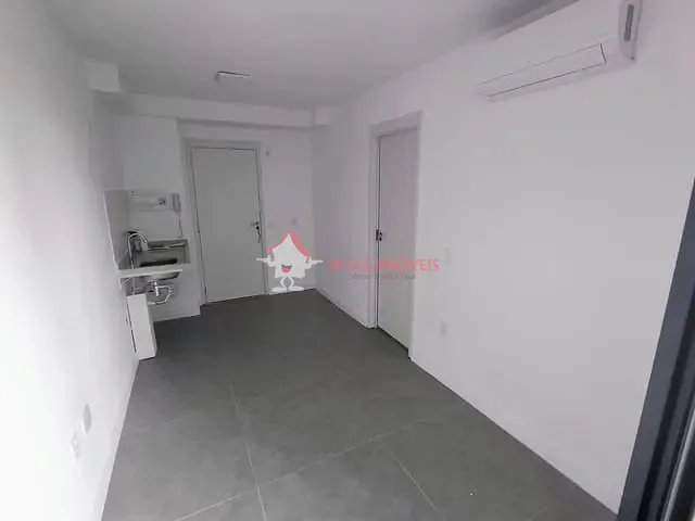 Apartamento 1 quarto e 1 banheiro, para alugar, no bairro Pinheiros em São Paulo