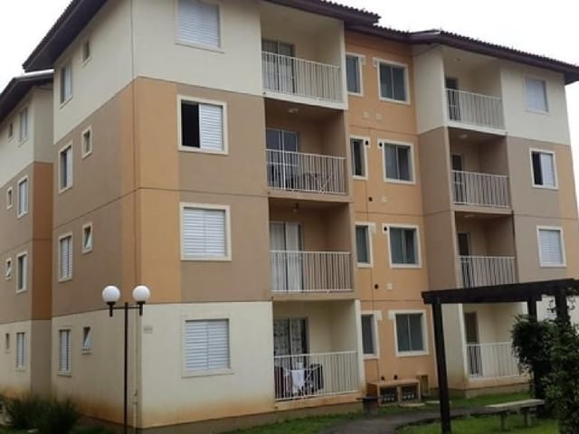 Apartamento com 2 dormitórios para alugar, 68 m² por R$ 500,00/mês - Uvaranas - Ponta Grossa/PR