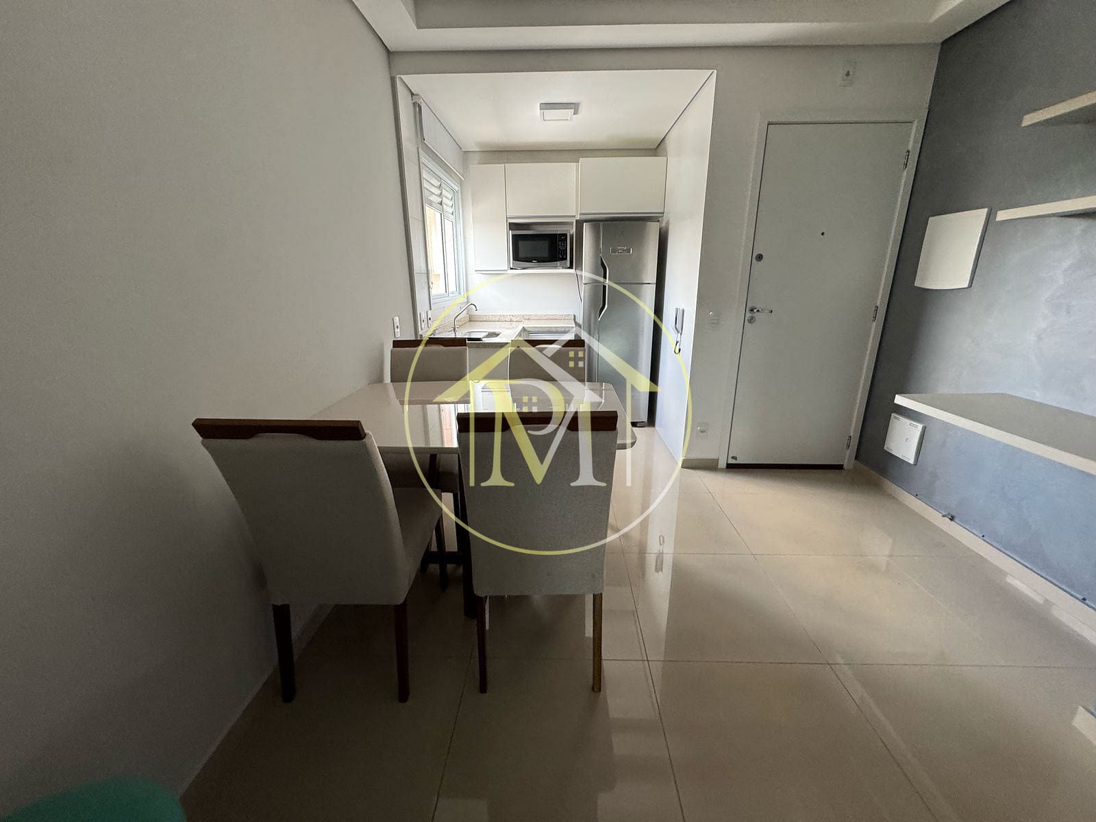 Apartamento para alugar com 1 quarto, 38m² - Foto 2