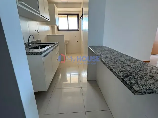 Apartamento 3 quartos e 2 banheiros, à venda, no bairro Jardim Savóia em Ilhéus