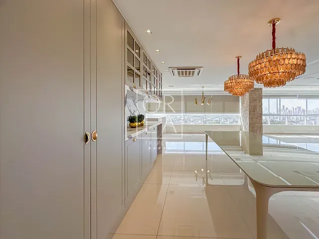 Apartamento com 287m² 4 quartos e 6 banheiros, à venda, no bairro Setor Marista em Goiânia