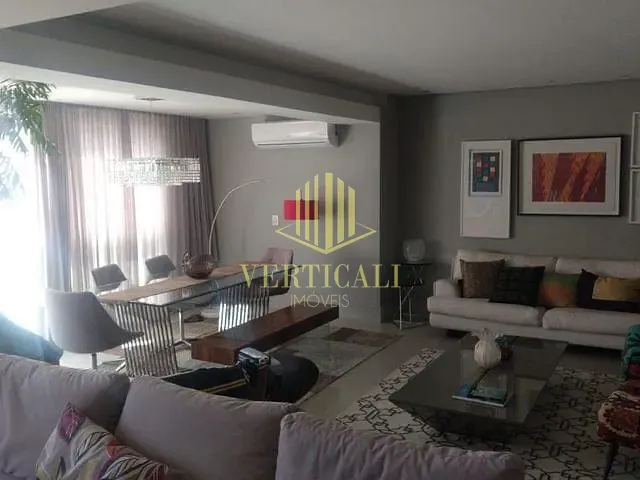 Apartamento com 157m² 3 quartos e 5 banheiros, à venda, no bairro Jardim Mariana em Cuiabá