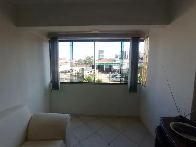 Apartamento 3 quartos e 2 banheiros, à venda, no bairro Centro em Arapongas
