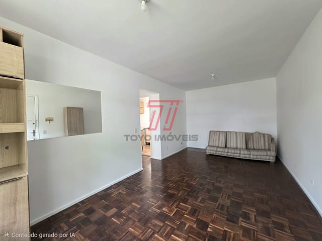 Apartamento 2 quartos e 1 banheiro, à venda ou para alugar, no bairro Guaíra em Curitiba