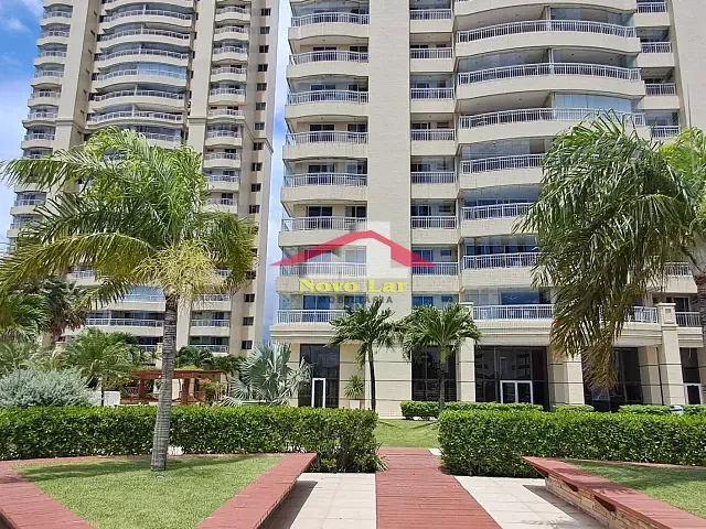 Apartamento com 241m² 3 quartos e 4 banheiros, à venda, no bairro Fátima em Fortaleza