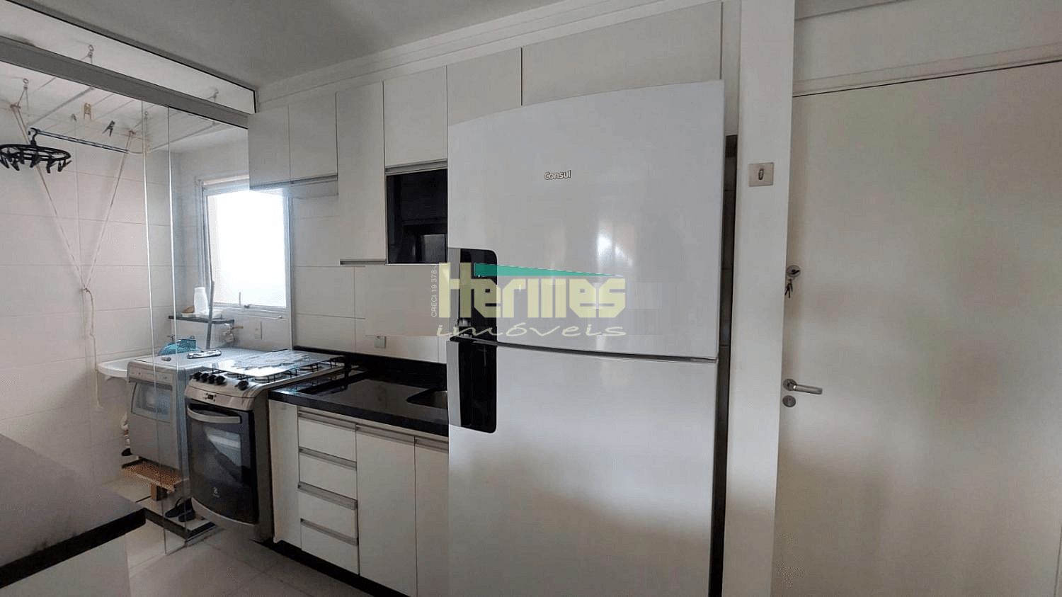 Apartamento à venda com 3 quartos, 76m² - Foto 9