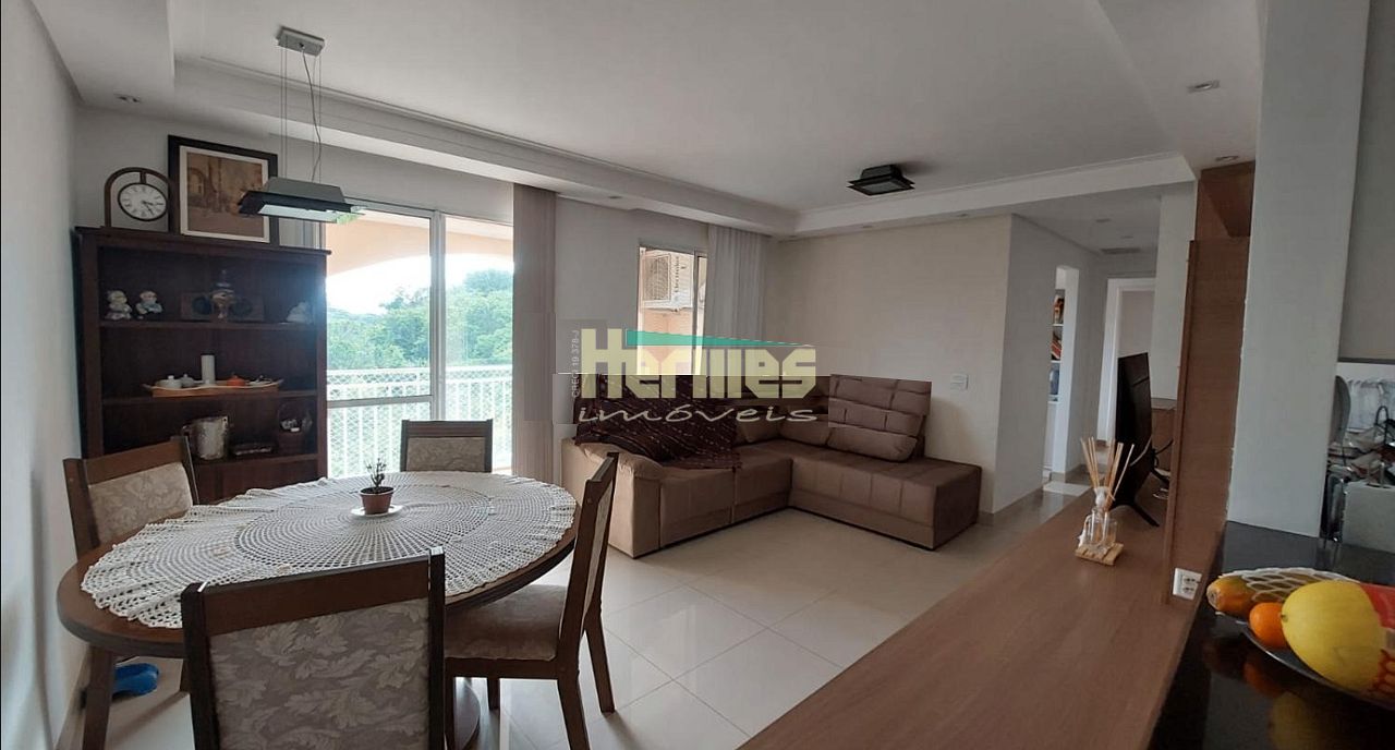 Apartamento à venda com 3 quartos, 76m² - Foto 2