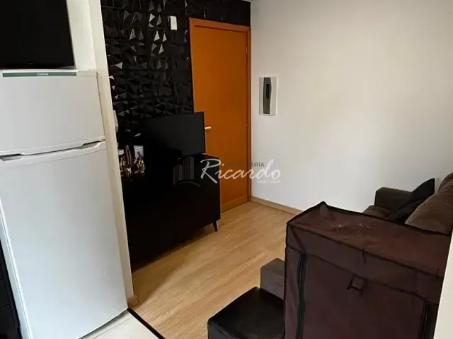 Apartamento com 52m² 2 quartos e 1 banheiro, à venda, no bairro Vila Sampaio em Arapongas