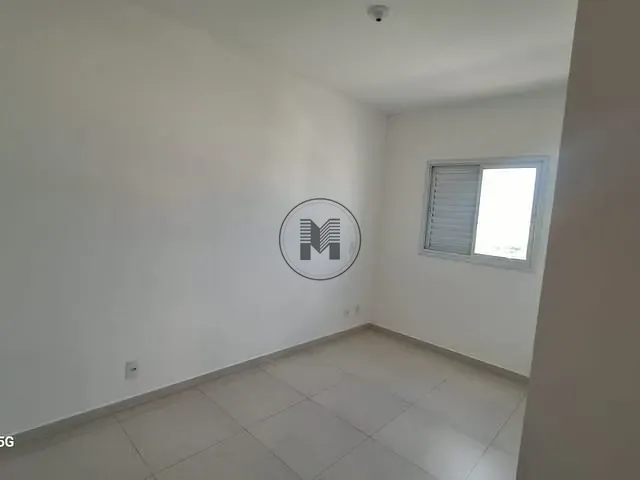 Apartamento 2 quartos e 1 banheiro, para alugar, no bairro Jardim do Vale em Guaratinguetá