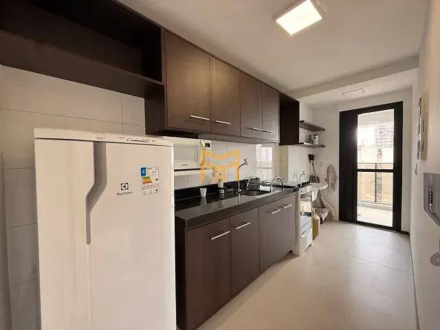 Apartamento 3 quartos e 4 banheiros, para alugar, no bairro Jurunas em Belém