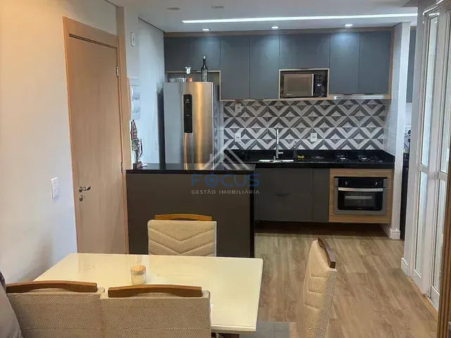Apartamento 2 quartos e 1 banheiro, à venda, no bairro Vila Galvão em Jundiaí