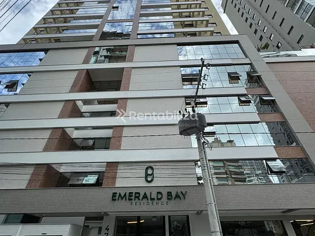 Apartamento 4 quartos e 5 banheiros, à venda, no bairro Meia Praia em Itapema