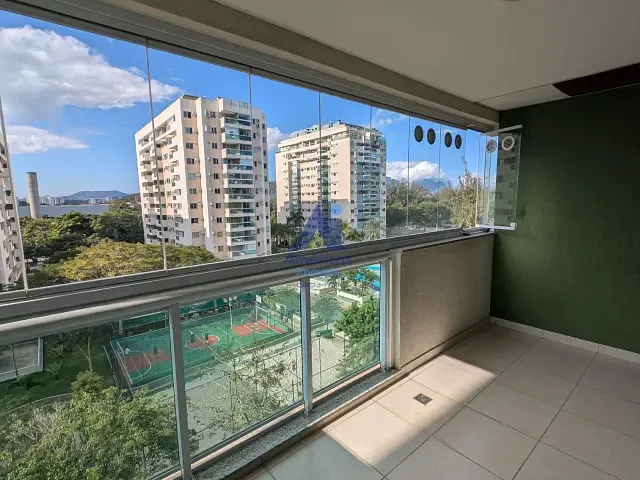 Apartamento 2 quartos e 2 banheiros, à venda, no bairro Camorim em Rio de Janeiro