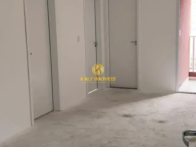 Apartamento 2 quartos e 1 banheiro, à venda, no bairro Jardim Pilar em Mauá