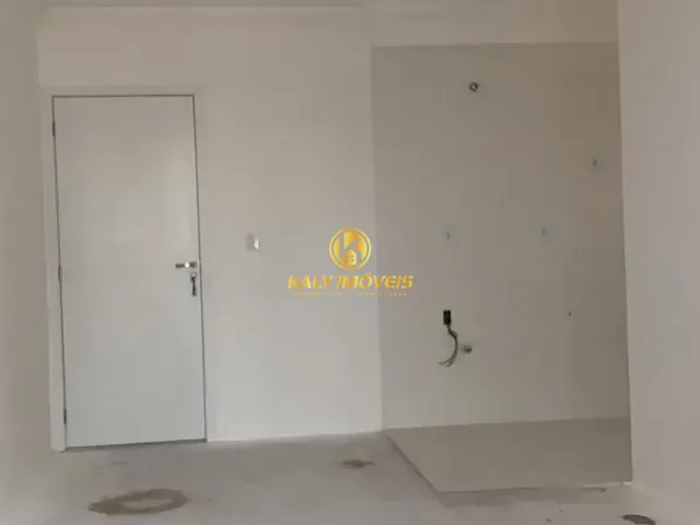 Apartamento 2 quartos e 1 banheiro, à venda, no bairro Jardim Pilar em Mauá