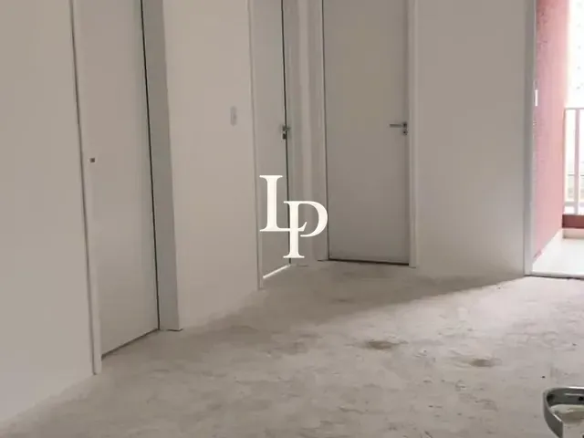 Apartamento 2 quartos e 1 banheiro, à venda, no bairro Jardim Pilar em Mauá