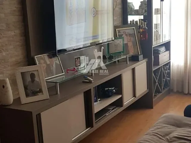 Apartamento com 82m² 3 quartos e 1 banheiro, à venda, no bairro Jardim Carvalho em Ponta Grossa