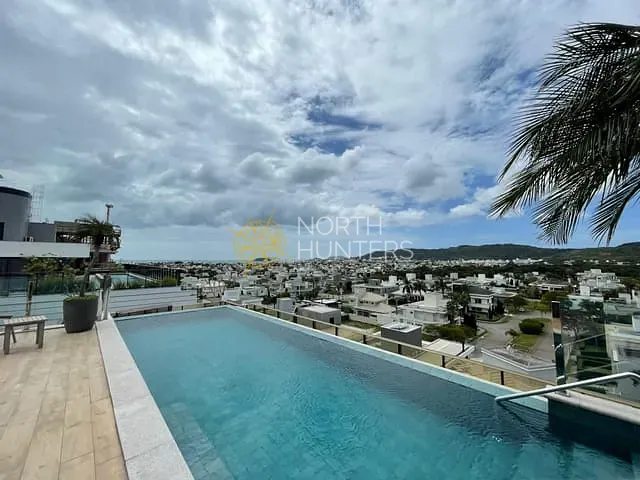 Apartamento com 130m² 3 quartos e 4 banheiros, à venda ou para alugar, no bairro Jurerê Internacional em Florianópolis