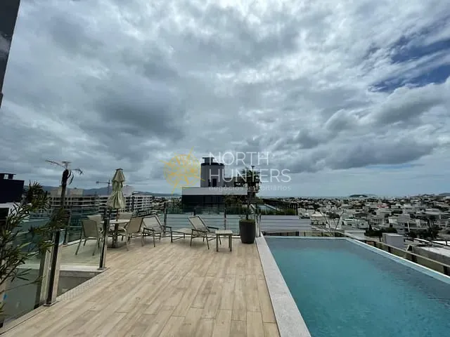 Apartamento com 130m² 3 quartos e 4 banheiros, à venda ou para alugar, no bairro Jurerê Internacional em Florianópolis