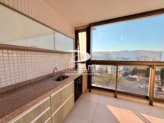 Apartamento com 180m² 4 quartos e 4 banheiros, à venda, no bairro Piratininga em Niterói