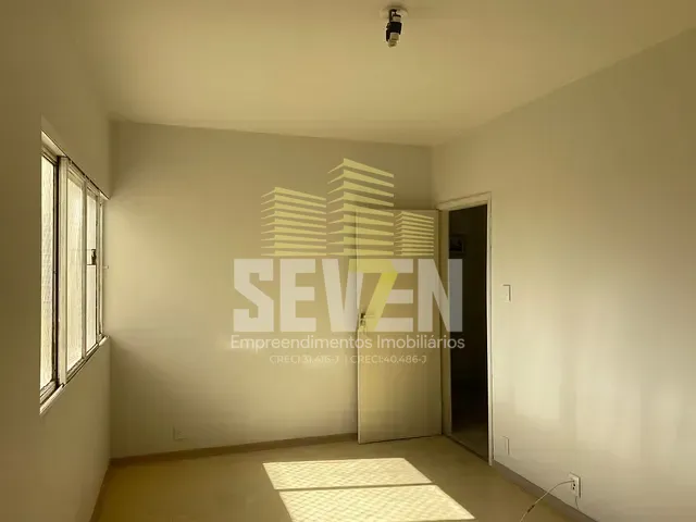 Apartamento com 68m² 2 quartos e 2 banheiros, para alugar, no bairro Centro em Bauru