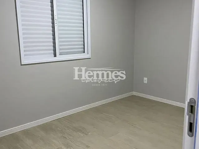 Apartamento com 60m² 2 quartos e 1 banheiro, para alugar, no bairro Balneário Tropical em Paulínia