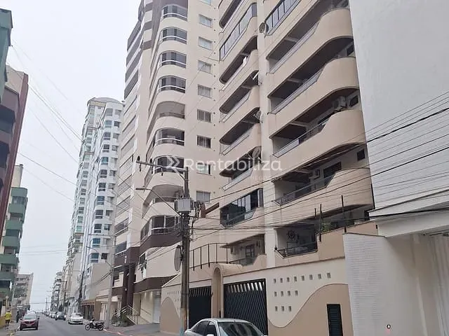 Apartamento com 137m² 3 quartos e 2 banheiros, à venda, no bairro Meia Praia em Itapema