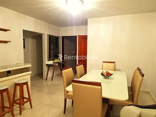 Apartamento com 137m² 3 quartos e 2 banheiros, à venda, no bairro Meia Praia em Itapema