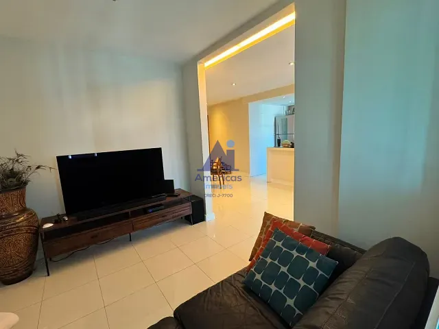Apartamento 2 quartos e 2 banheiros, à venda, no bairro Barra da Tijuca em Rio de Janeiro