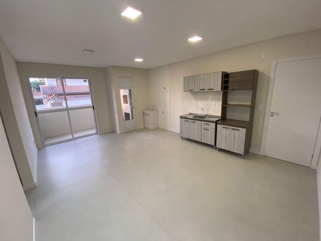 Apartamento 2 quartos e 2 banheiros, à venda, no bairro São João em Itajaí