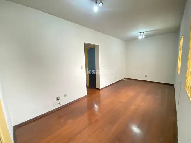 Apartamento com 89m² 2 quartos e 1 banheiro, para alugar, no bairro Vila Glória em Campo Grande