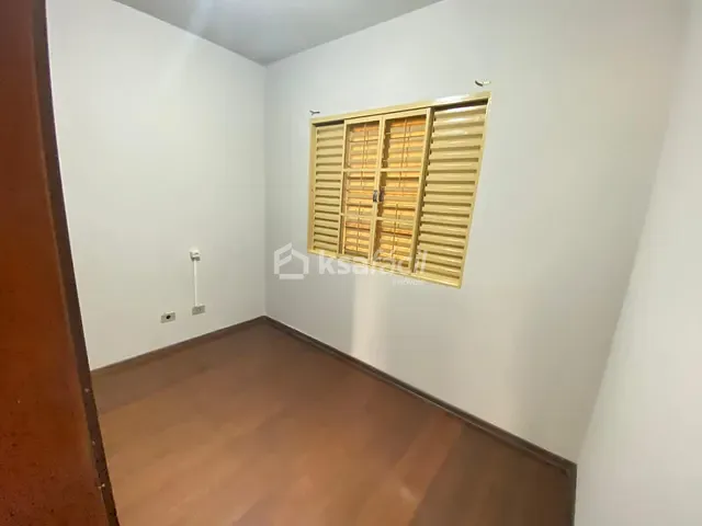 Apartamento com 89m² 2 quartos e 1 banheiro, para alugar, no bairro Vila Glória em Campo Grande