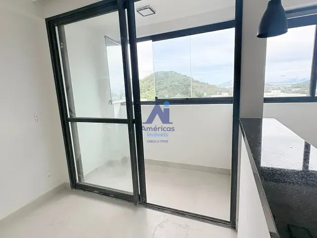 Apartamento 3 quartos e 2 banheiros, para alugar, no bairro Barra Olímpica em Rio de Janeiro