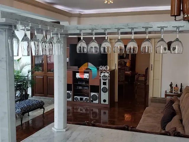 Apartamento com 300m² 5 quartos e 4 banheiros, à venda, no bairro Copacabana em Rio de Janeiro