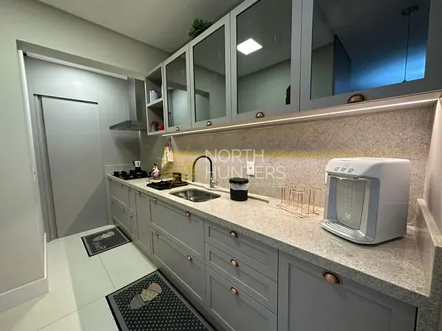 Apartamento com 166m² 2 quartos e 3 banheiros, à venda, no bairro Jurerê Internacional em Florianópolis