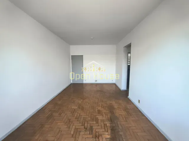 Apartamento 3 quartos e 3 banheiros, para alugar, no bairro Aterrado em Volta Redonda