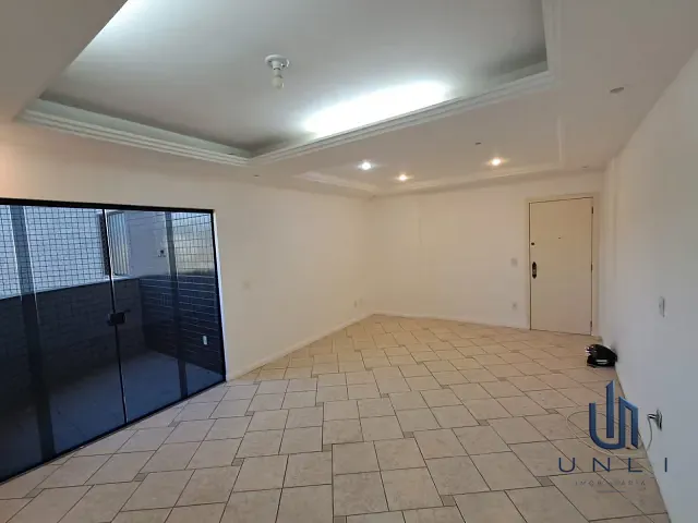 Apartamento 3 quartos e 2 banheiros, para alugar, no bairro Laranjal em Volta Redonda