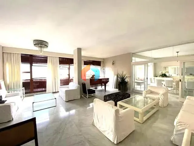 Cobertura / Penthouse com 385m² 4 quartos e 3 banheiros, à venda, no bairro Copacabana em Rio de Janeiro