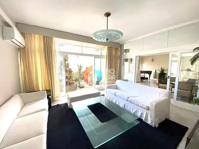 Cobertura / Penthouse com 385m² 4 quartos e 3 banheiros, à venda, no bairro Copacabana em Rio de Janeiro
