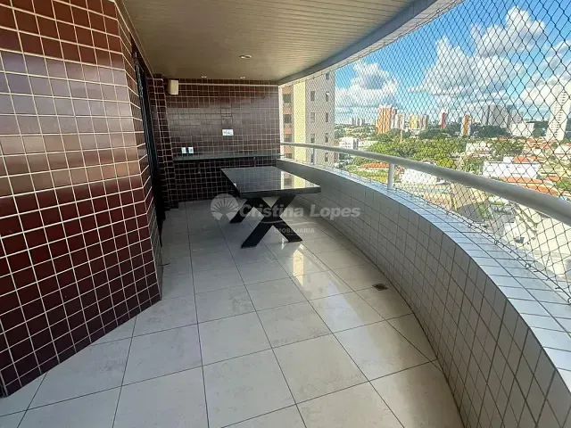 Apartamento 3 quartos e 5 banheiros, à venda, no bairro Jóquei em Teresina