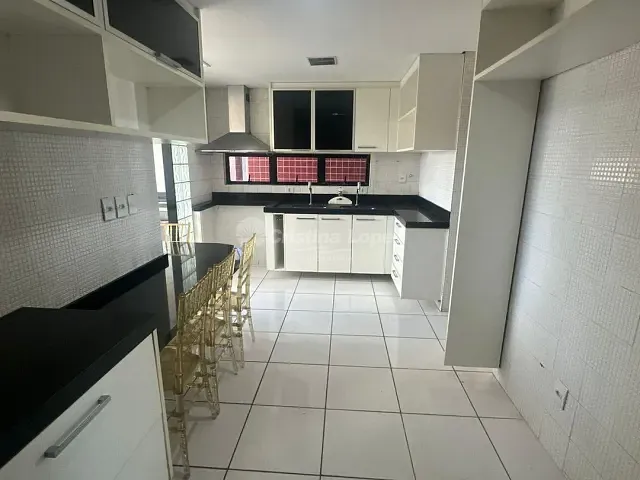 Apartamento 3 quartos e 5 banheiros, à venda, no bairro Jóquei em Teresina